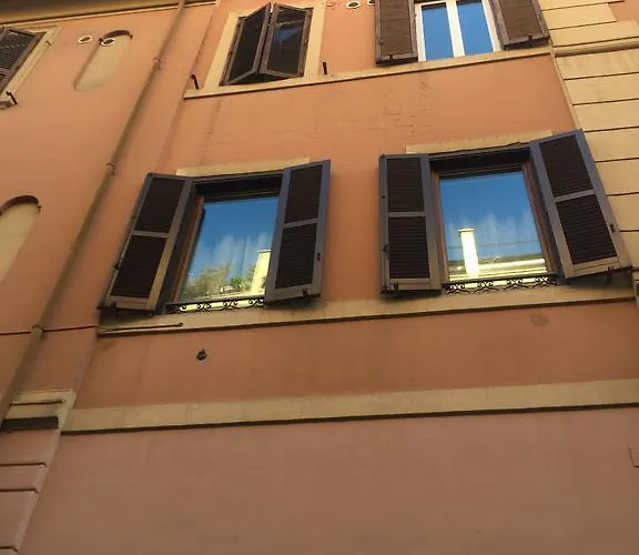 Apartment Domus Claudi Colosseum *
